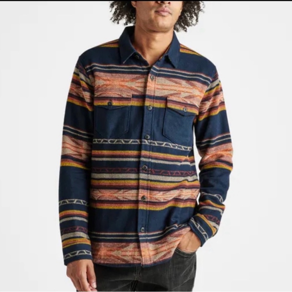 Men’s Roark blanket shirt. Striped Multicolor Button-Up Shirt. Large